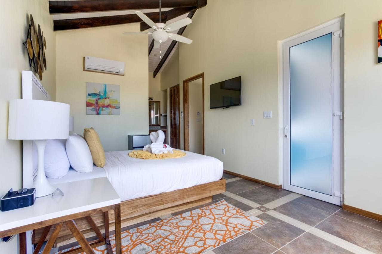 Brisa Oceano Resort Placencia エクステリア 写真