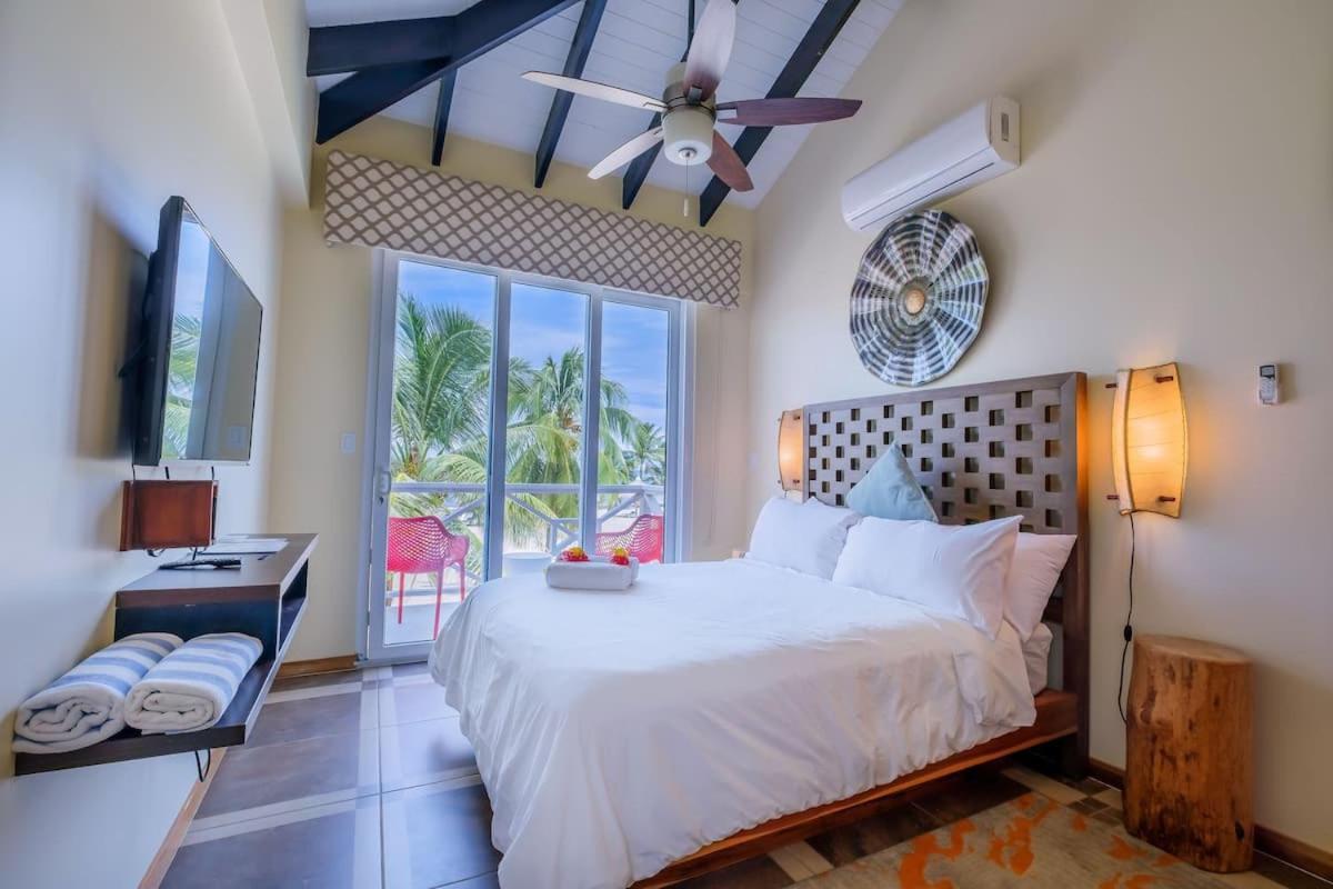 Brisa Oceano Resort Placencia エクステリア 写真